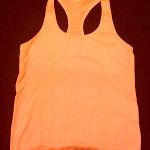 Lululemon  Swiftly tech tank